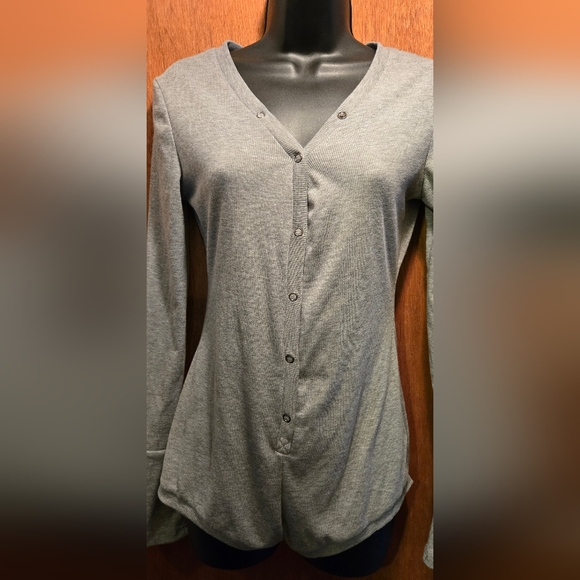 Moxeay SUPER CUTE NWT gray thermal romper szS - Picture 3 of 8